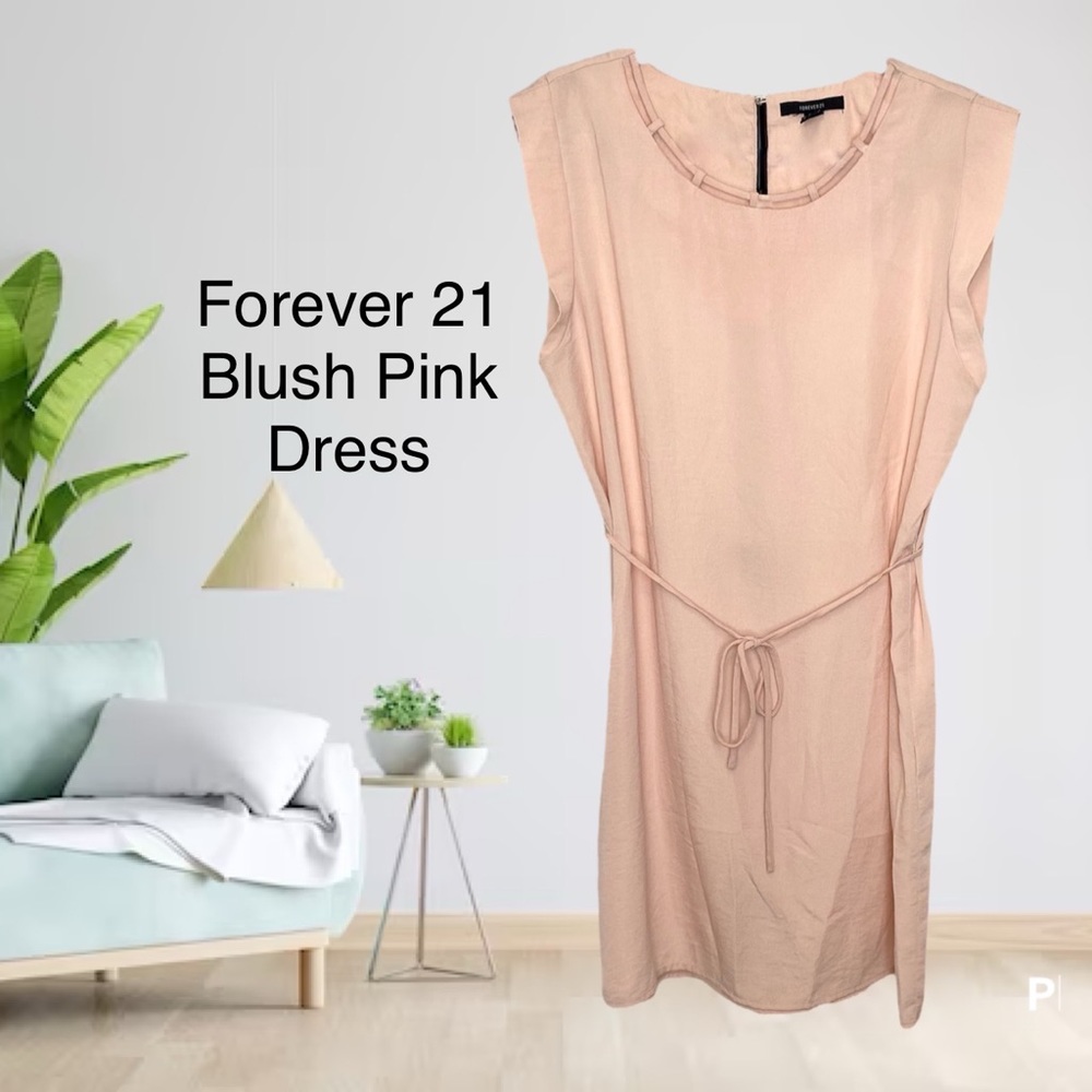 👋🏽 Leaving: F21 Blush Lightweight Dress